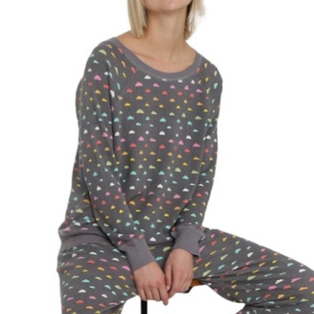Hello Nite Gray Rainbow Cloud Print Thermal Shirt